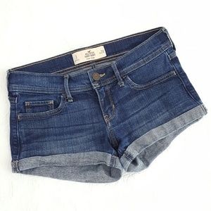Hollister Low Rise Short-Short Size 3 w26 Stretch